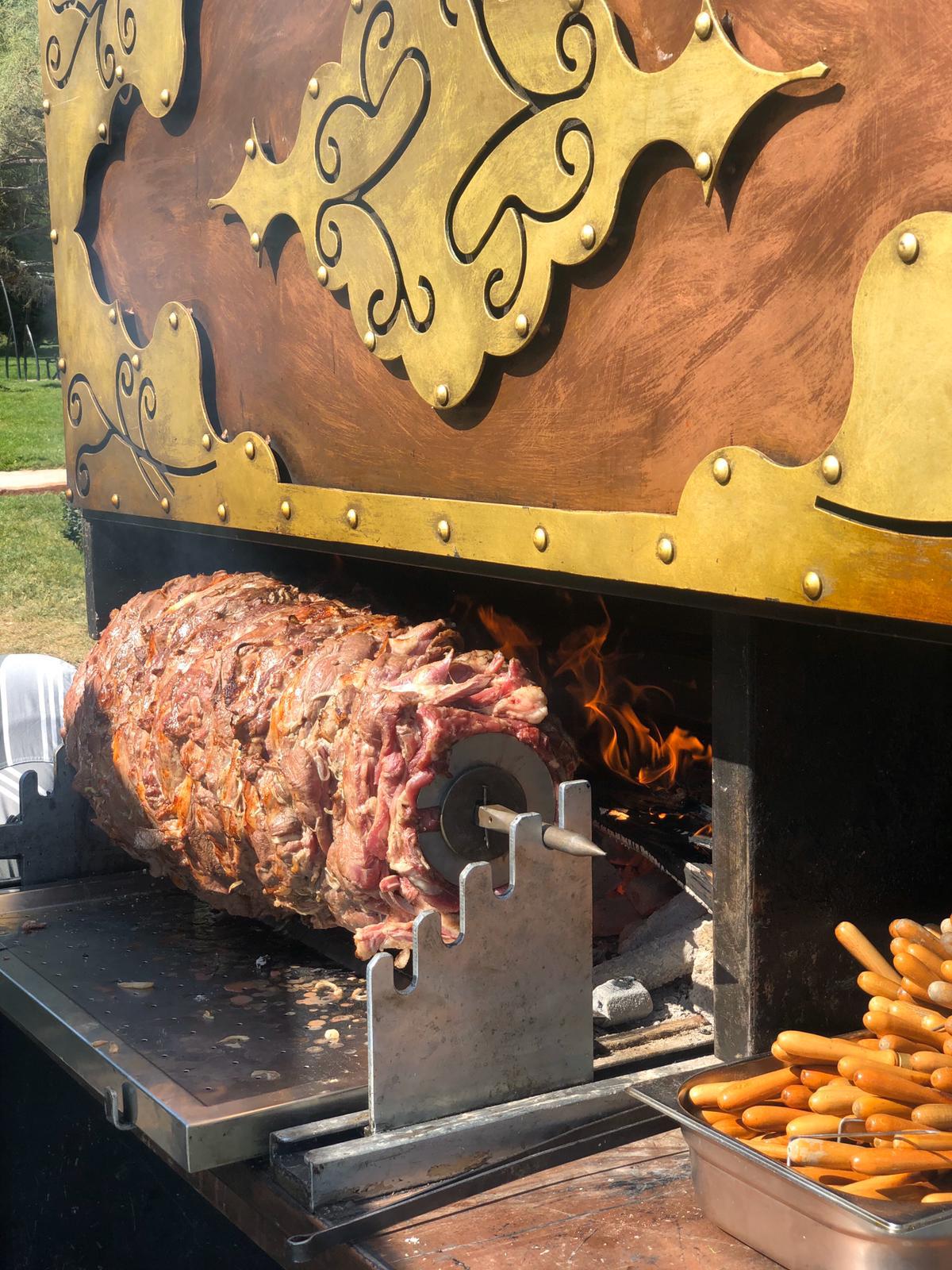 Cağ kebap catering organizasyonu referans görseli